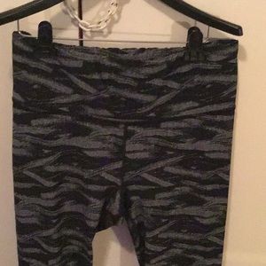 North Face Leggings- Black and Gray